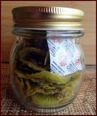 Dehydrated kiwi in mason jar with oxygen absorber.