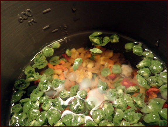 Add dried food to the pot after the water is boiled.